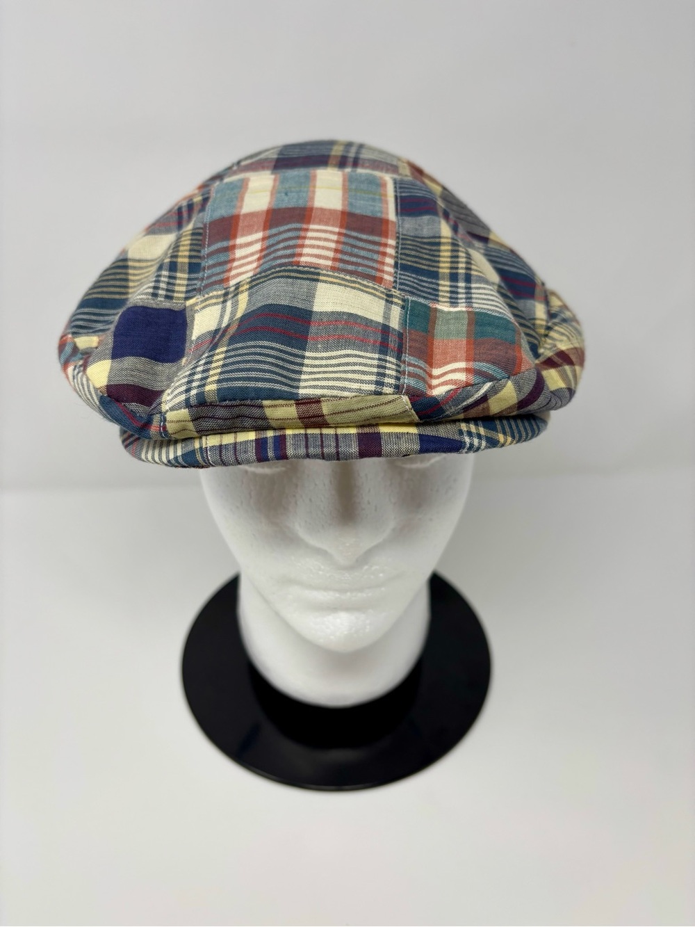 Tommy Bahama Men’s Newsboy Style Plaid Cap Good Used Condition